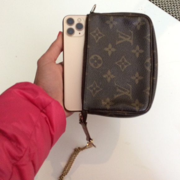 LV Limited Edition  LOUIS VUITTON T&B MINI POCHETTE POUCH - Picture 6 of 9